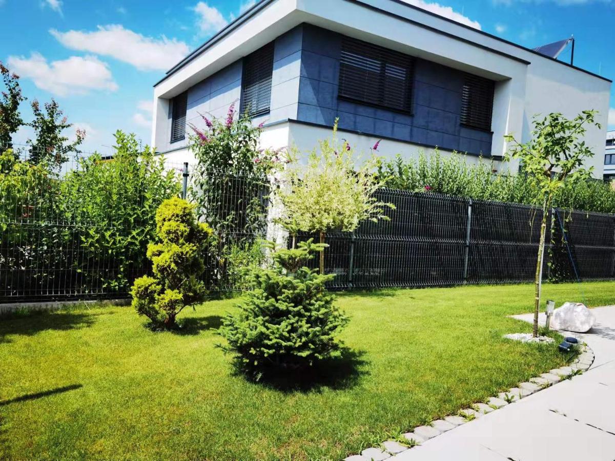 Yipin Villa Praga Exterior foto